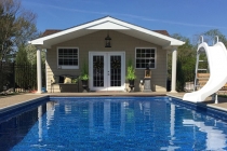 Assurance habitation avec piscine et dépendances : quelles particularités ?